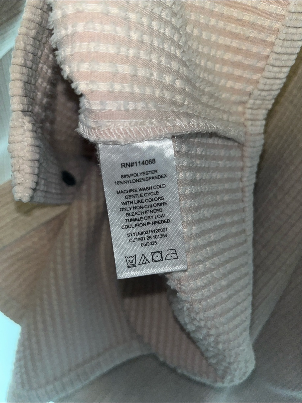 Women's Ribbed Button-Front Utility Jacket in Taupe - Picture 4 of 4